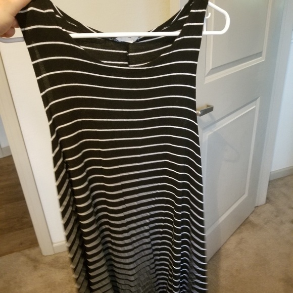 Dress - Picture 1 of 2